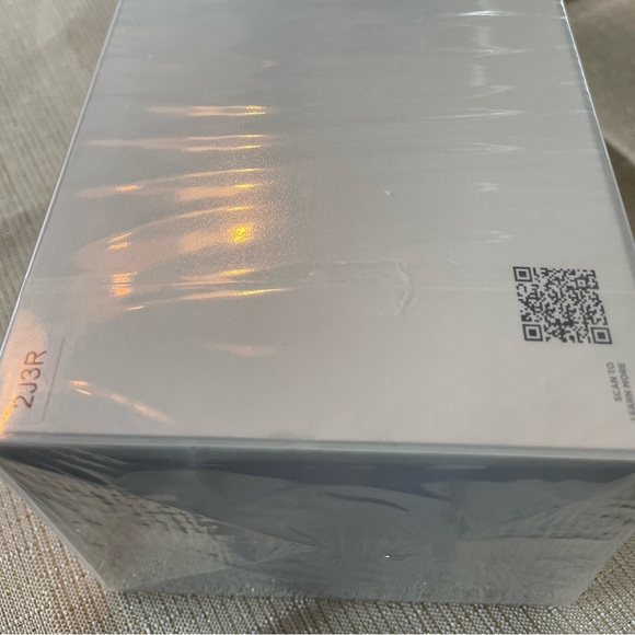 COPY - ageLOC LumiSpa iO facial device by NuSkin - Picture 3 of 13